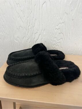 MANITOBAH MUKLUKS Cabin Slide Sheep Skin Shearling Slippers Women's 8 Black Cozy